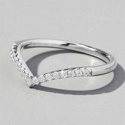 J'ador Paris Rings V-Shape Ring